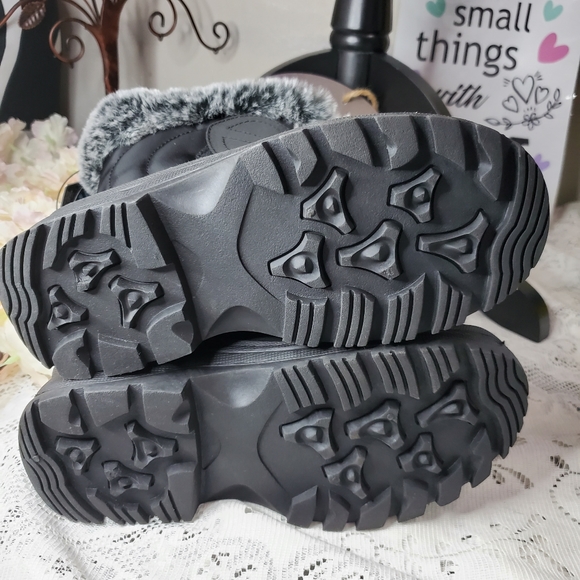 Ice Fields Women's Glenna Winter Boots - Picture 5 of 5